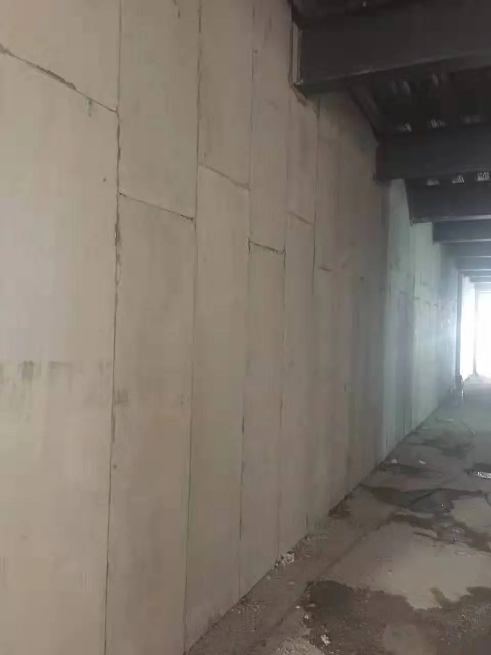 洛陽輕質隔墻板優缺點</a>